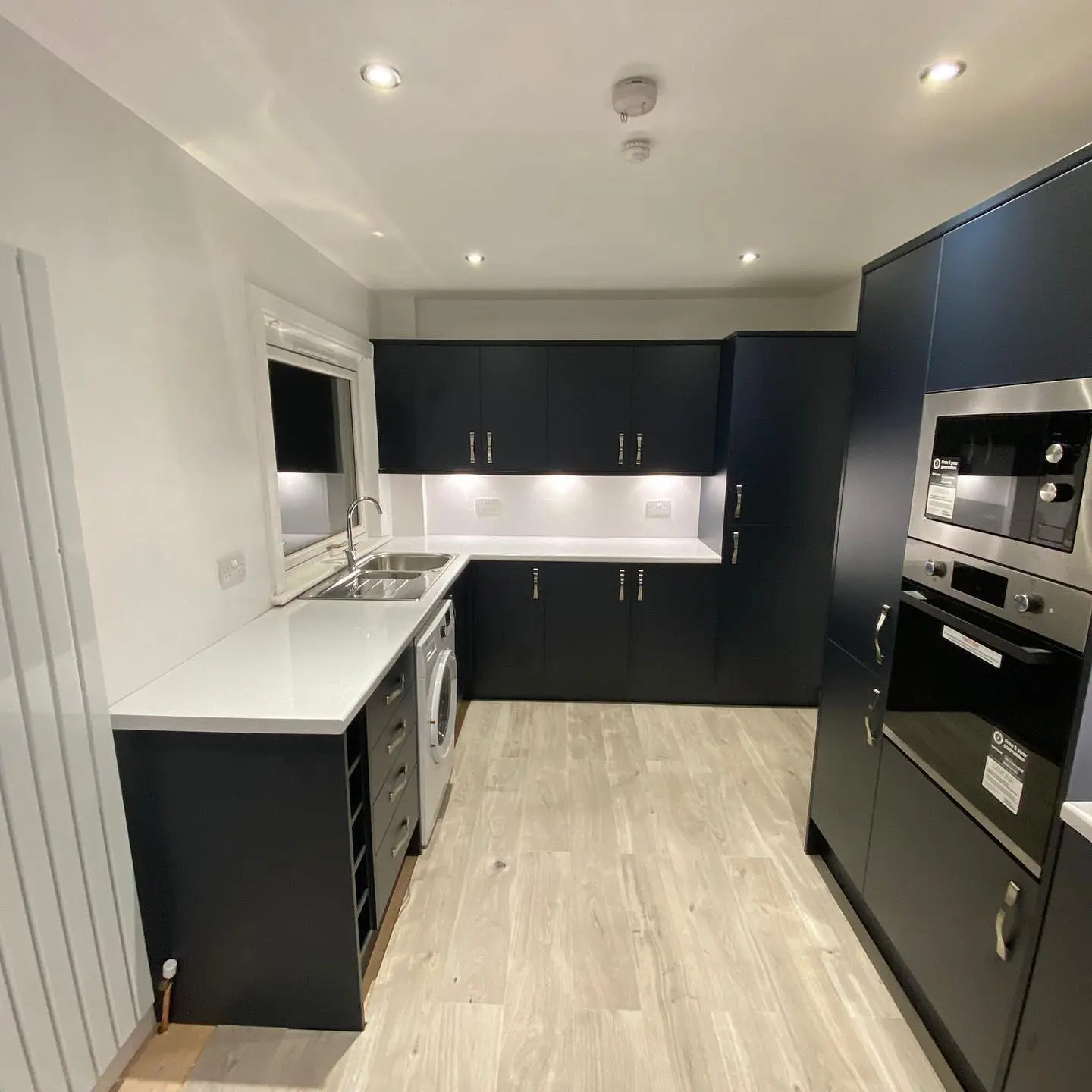 McIntyre Joinery - Kitchen fitter joiner renfrewshire Glasgow McIntyre Joinery - Kitchen fitter joiner renfrewshire Glasgow